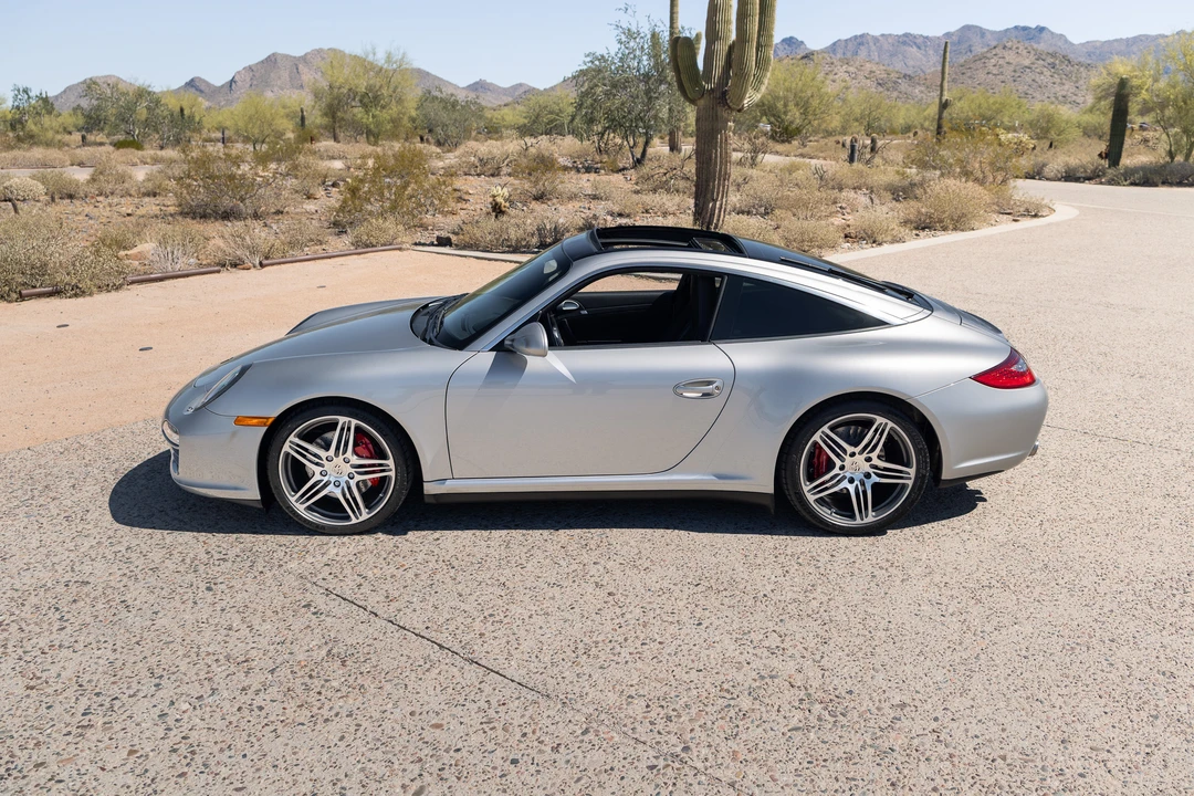 2010 Porsche 997 Targa - Image 8 of 31