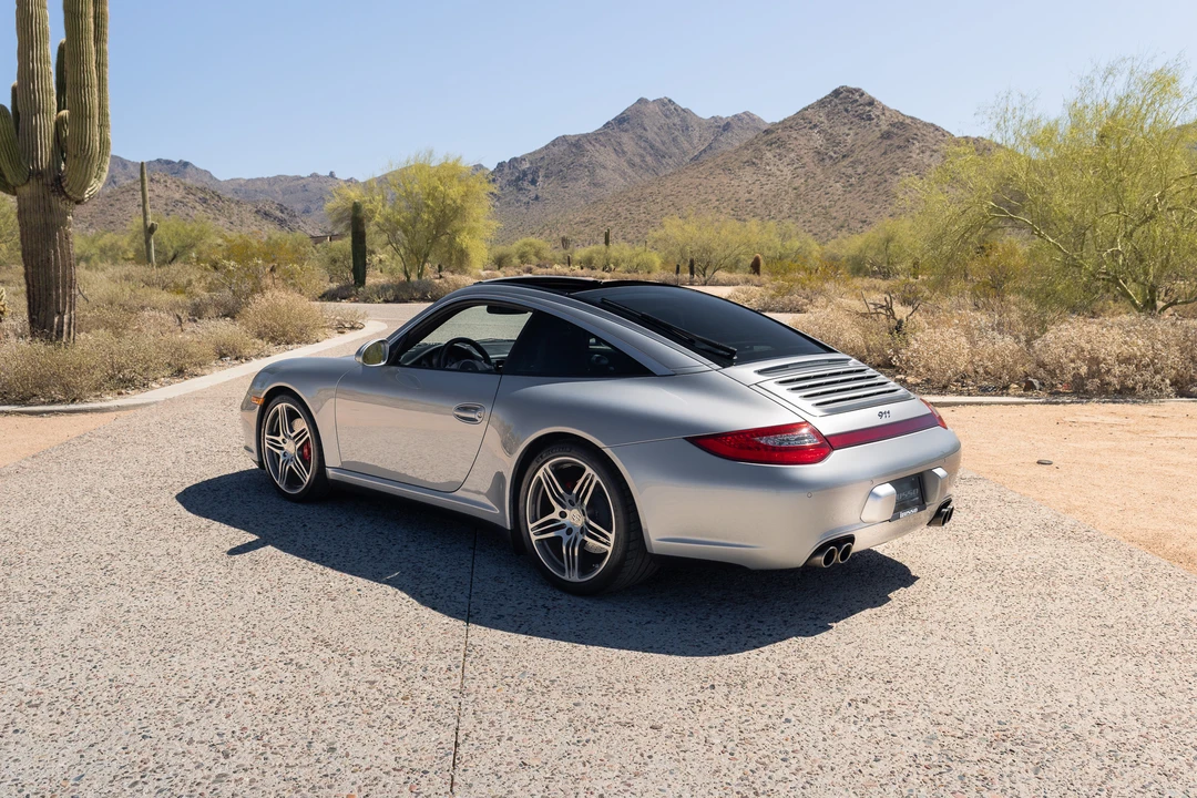 2010 Porsche 997 Targa - Image 9 of 31
