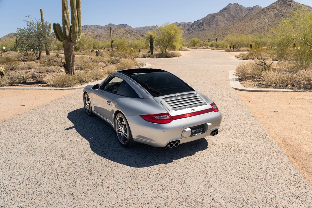 2010 Porsche 997 Targa - Image 13 of 31