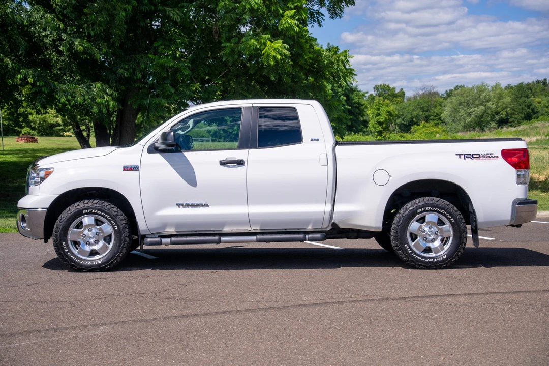 2010 Toyota Tundra 2nd Gen - Image 3 of 31