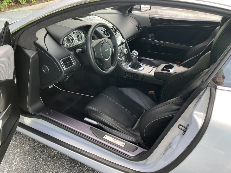 2011 Aston Martin DB9 - Image 21 of 31