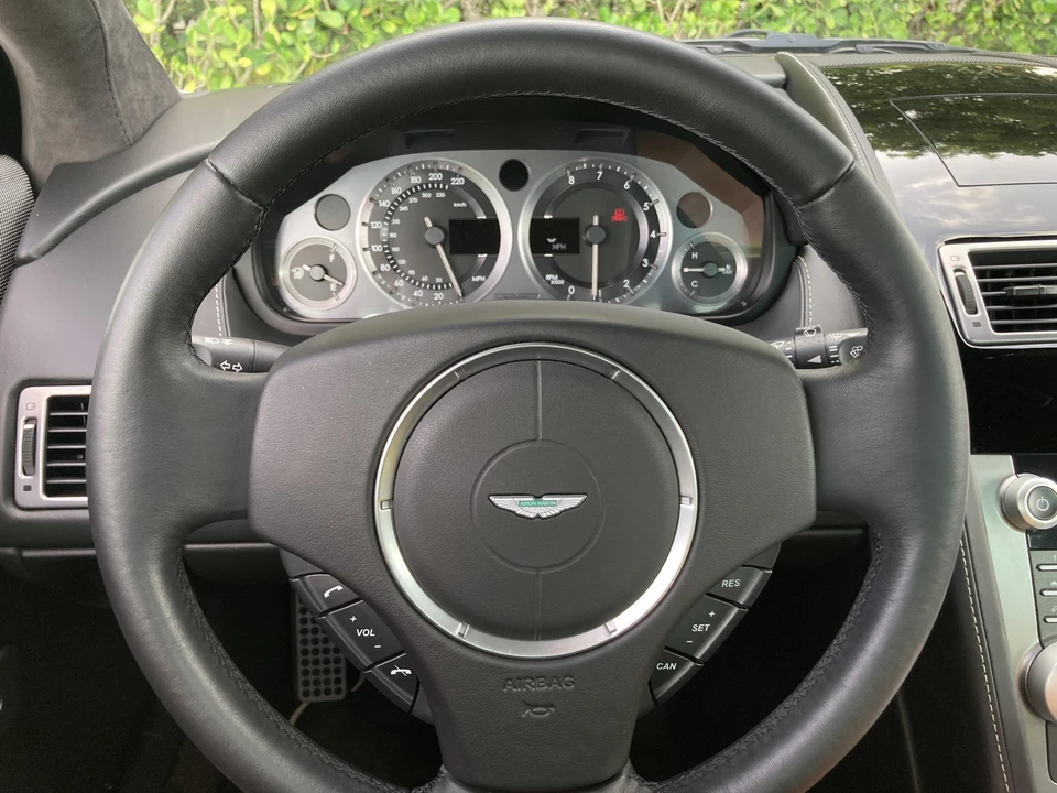 2011 Aston Martin DB9 - Image 29 of 31