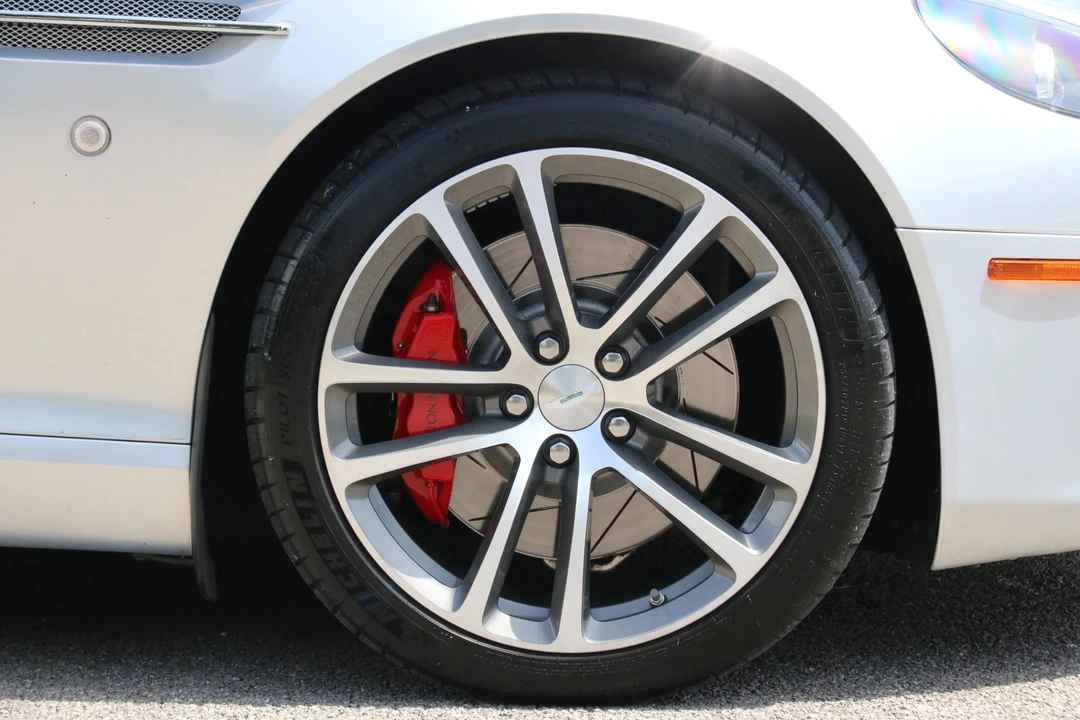 2011 Aston Martin DB9 - Image 17 of 31