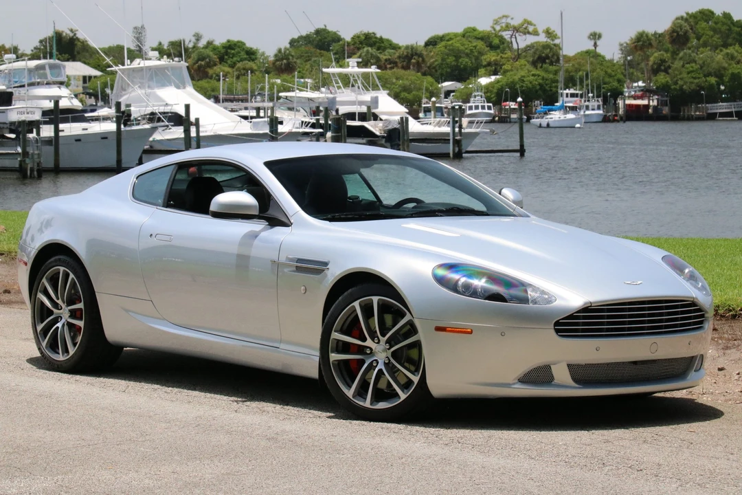 2011 Aston Martin DB9 - Image 11 of 31
