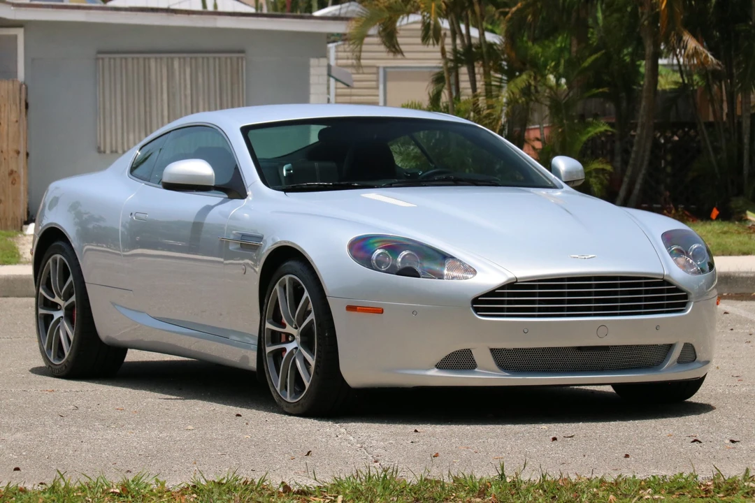 2011 Aston Martin DB9 - Image 12 of 31