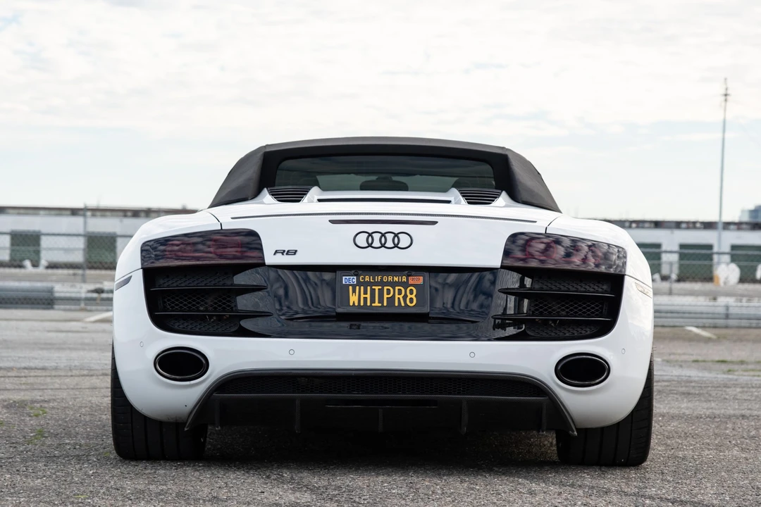 2011 Audi 42 R8 - Image 14 of 31