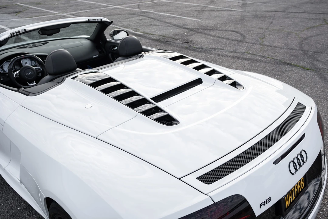 2011 Audi 42 R8 - Image 25 of 31