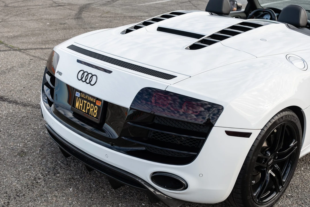 2011 Audi 42 R8 - Image 28 of 31