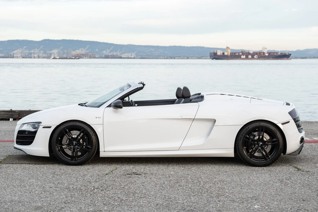 2011 Audi 42 R8 - Image 3 of 31