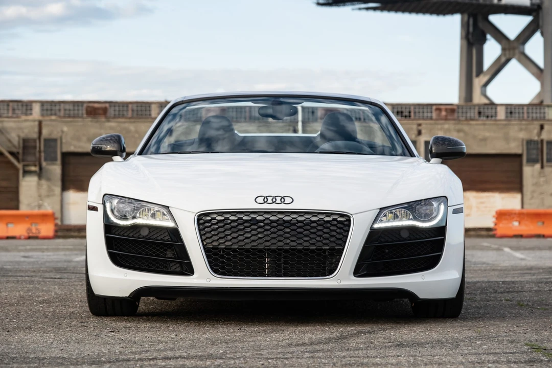 2011 Audi 42 R8 - Image 10 of 31