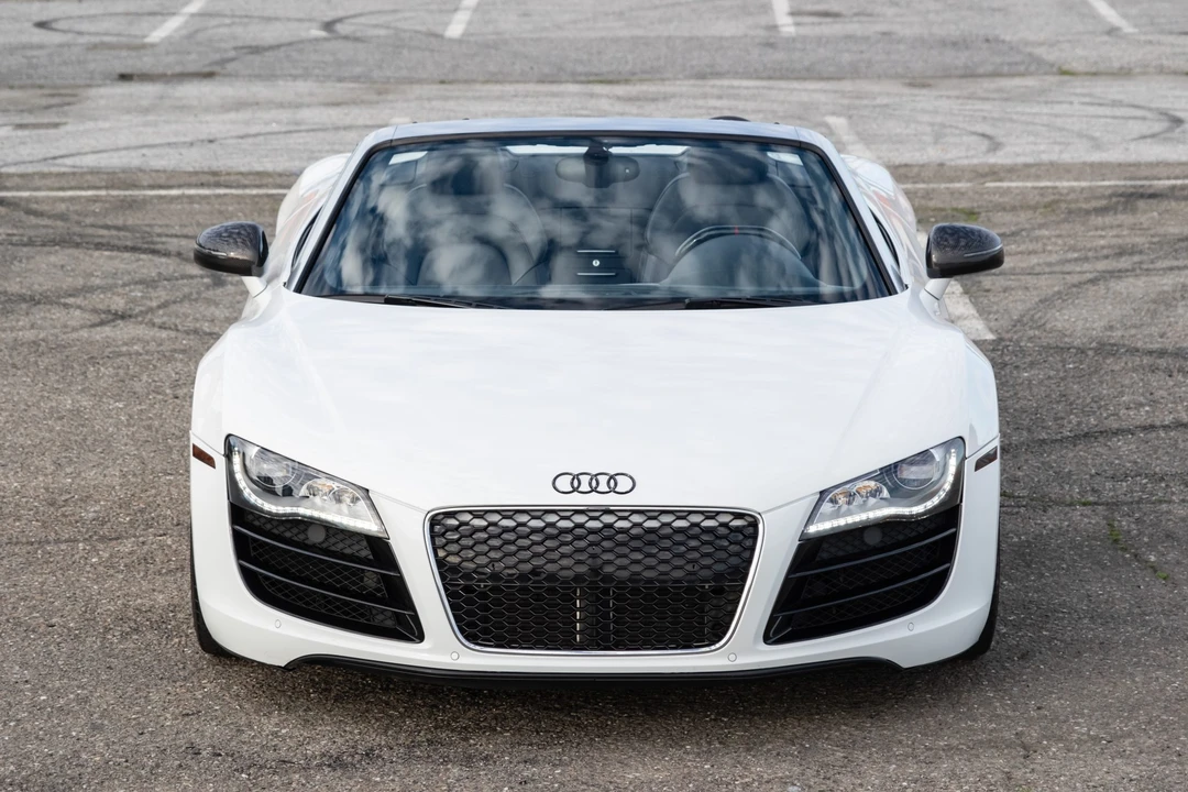 2011 Audi 42 R8 - Image 9 of 31
