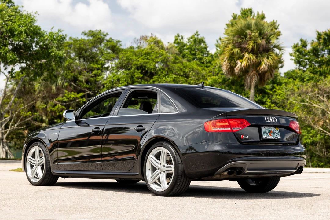 2011 Audi B8 S4 - Image 4 of 31