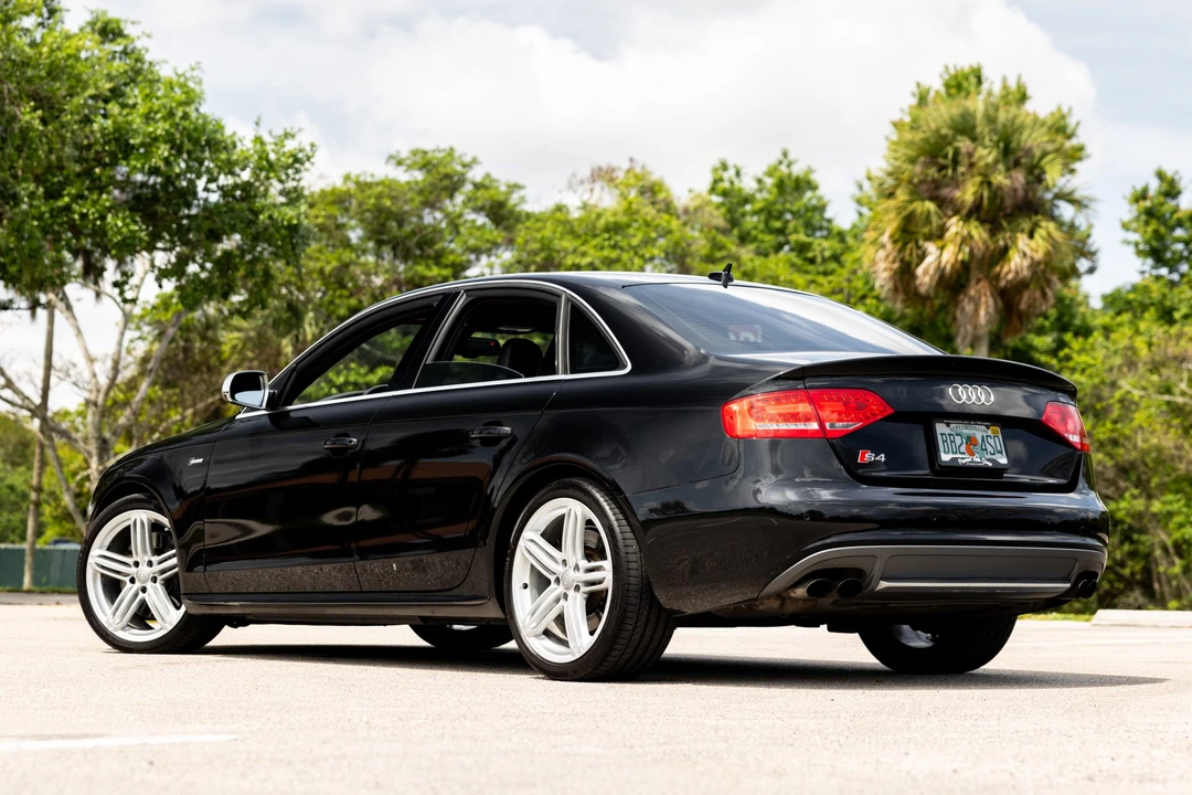 2011 Audi B8 S4 - Image 5 of 31