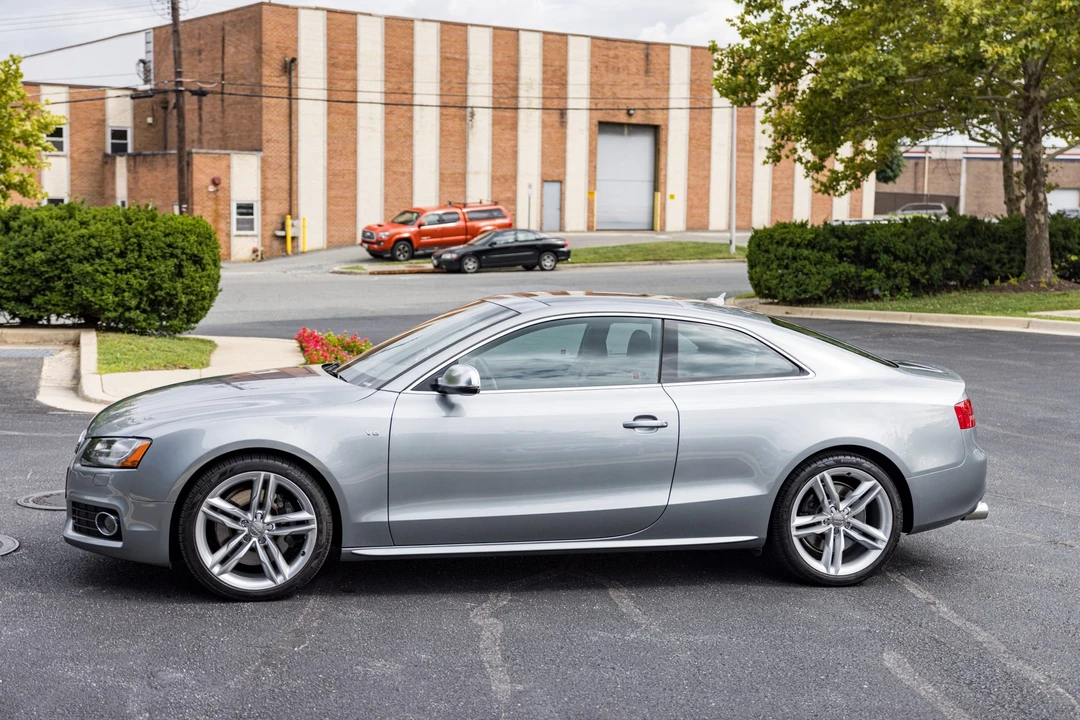 2011 Audi B8 S5 - Image 10 of 31