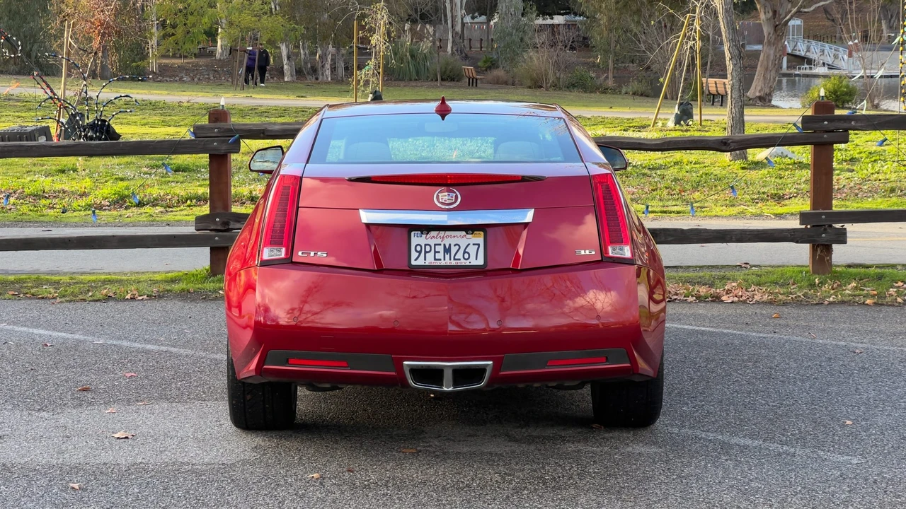 2011 Cadillac CTS 2nd Gen - Image 14 of 31