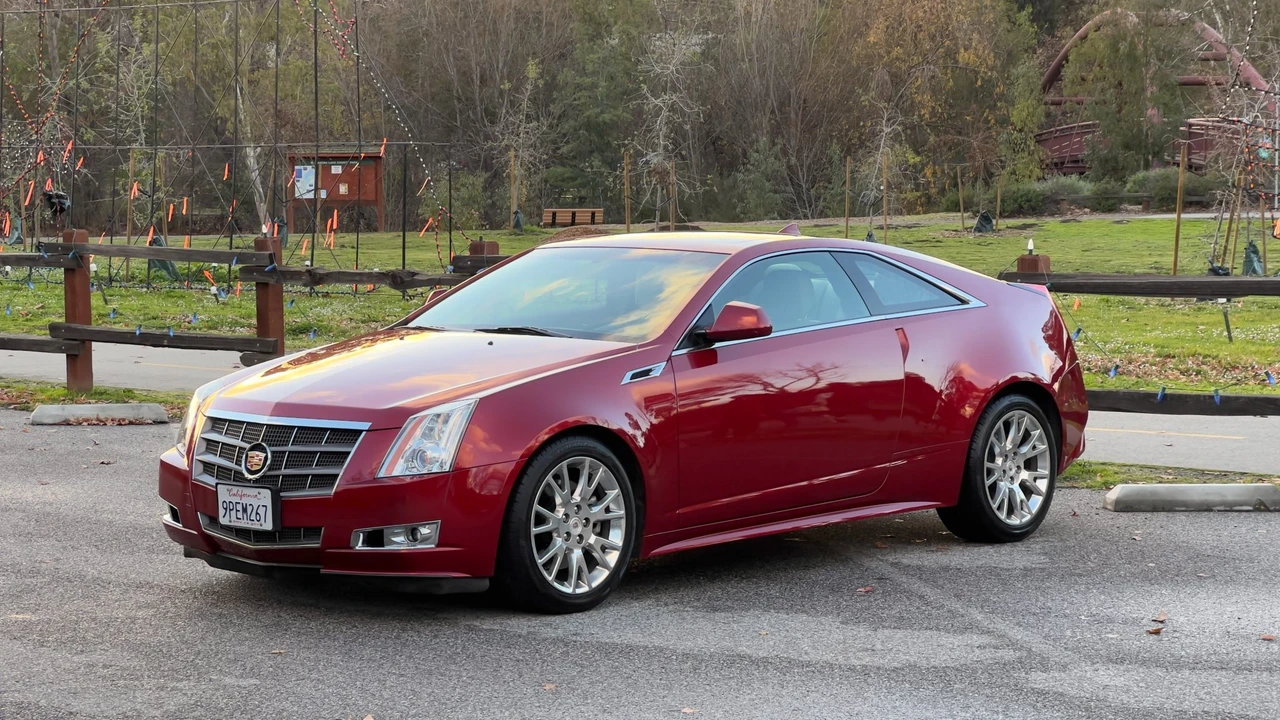 2011 Cadillac CTS 2nd Gen - Image 2 of 31