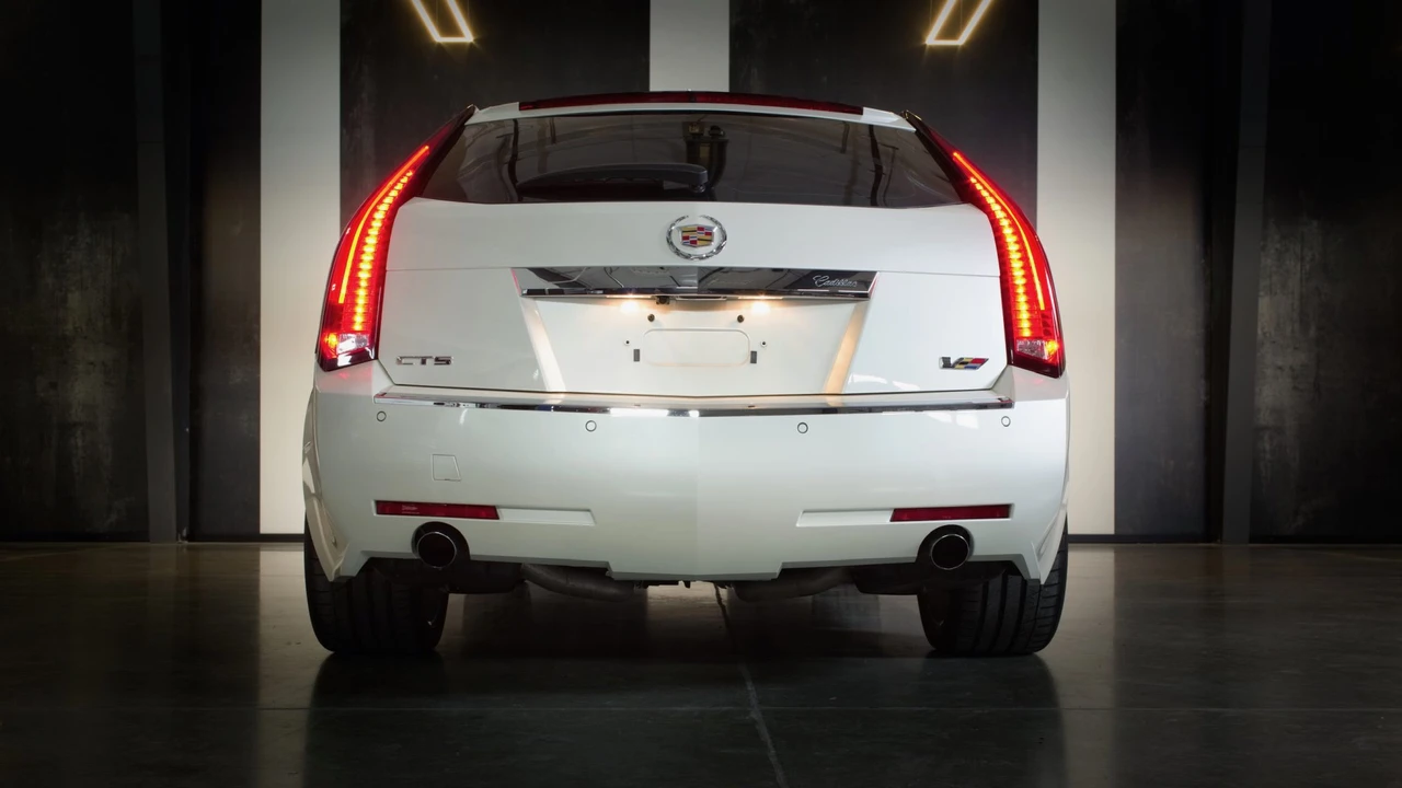 2011 Cadillac CTS-V 2nd Gen - Image 9 of 31
