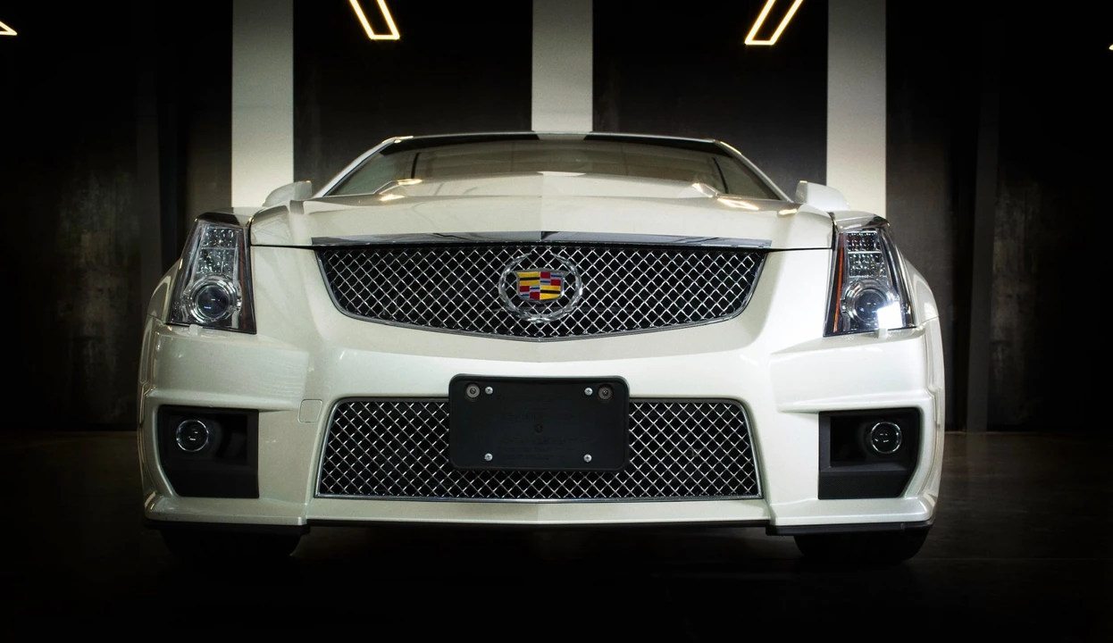 2011 Cadillac CTS-V 2nd Gen - Image 25 of 31