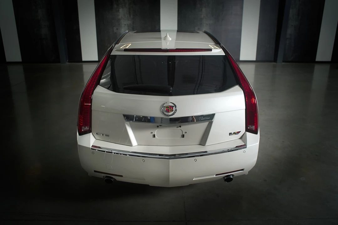 2011 Cadillac CTS-V 2nd Gen - Image 11 of 31