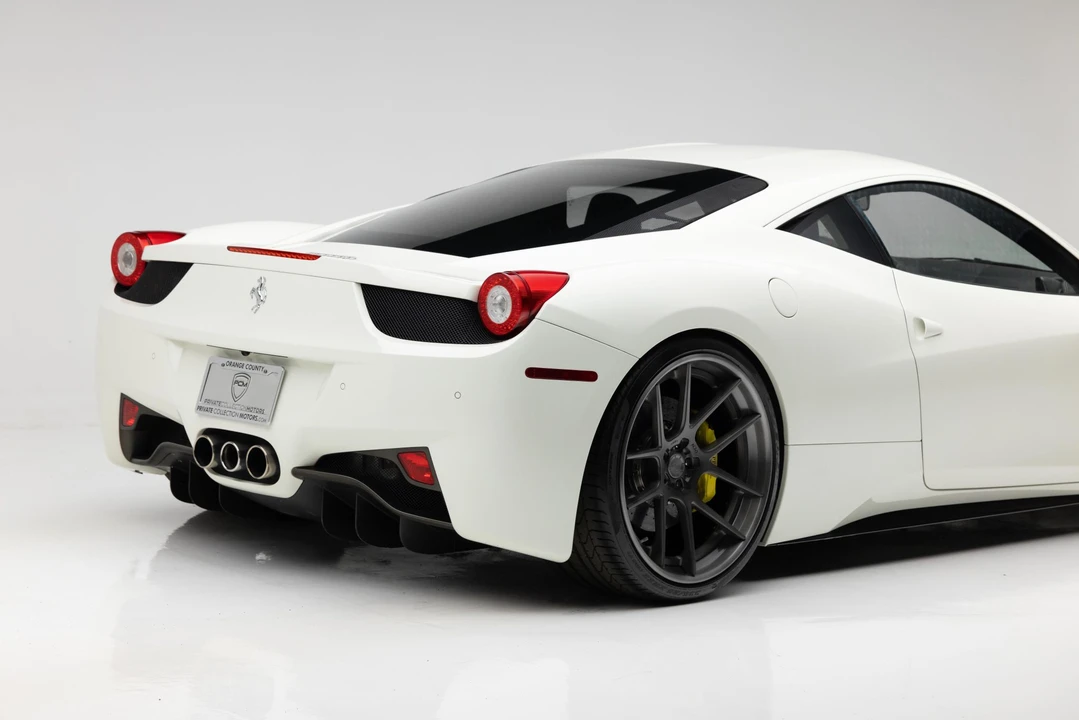 2011 Ferrari 458 Italia - Image 12 of 31