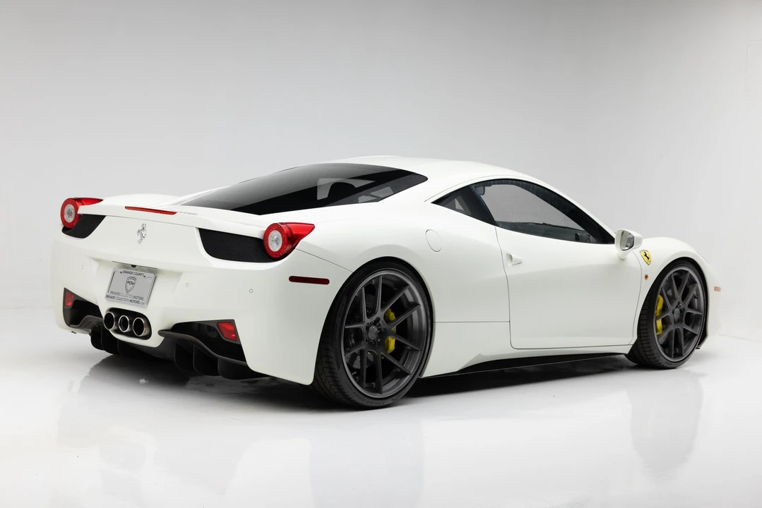 2011 Ferrari 458 Italia - Image 9 of 31
