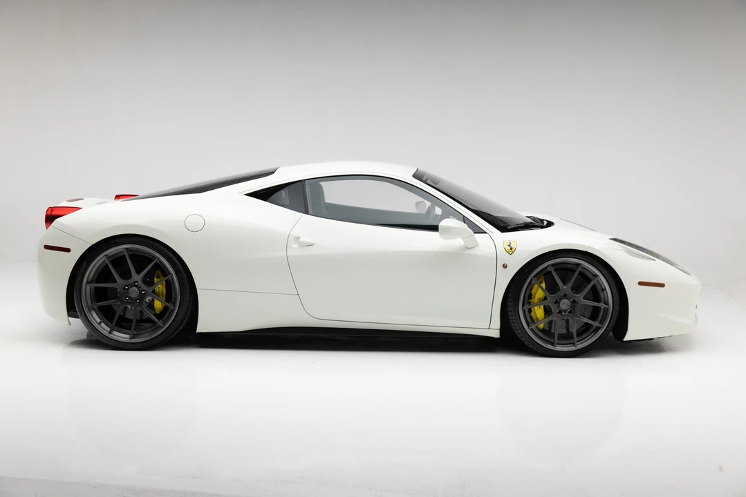 2011 Ferrari 458 Italia - Image 6 of 31
