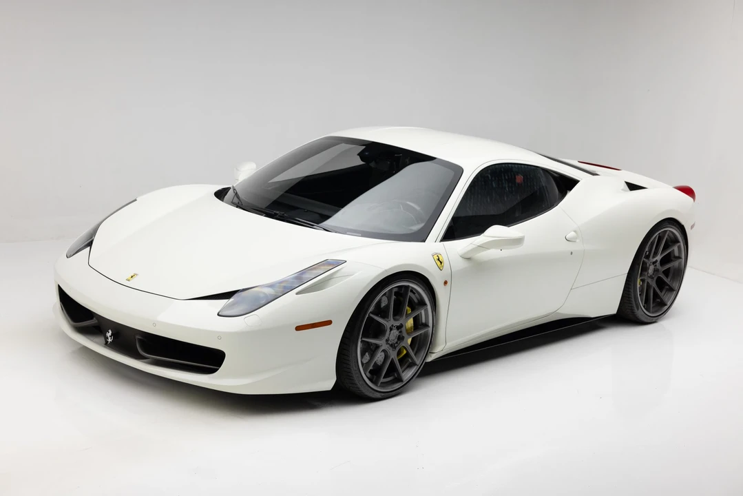 2011 Ferrari 458 Italia - Image 4 of 31