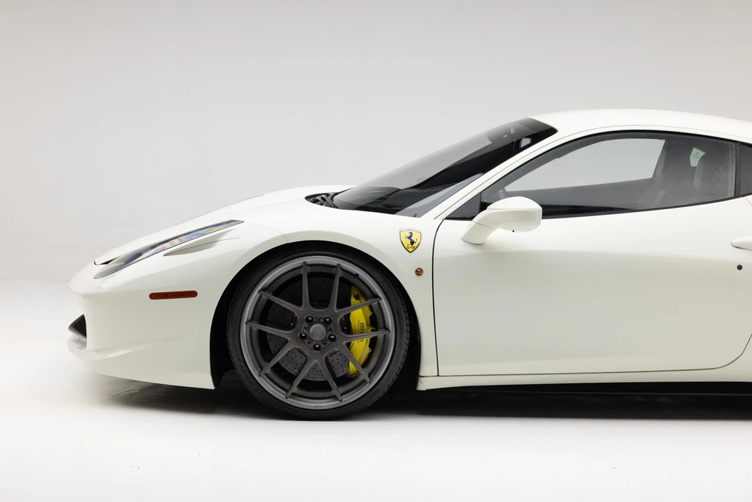 2011 Ferrari 458 Italia - Image 28 of 31