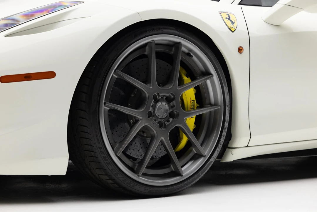 2011 Ferrari 458 Italia - Image 30 of 31