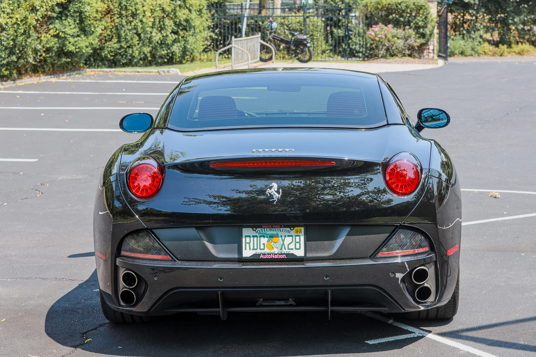 2011 Ferrari California - Image 17 of 31