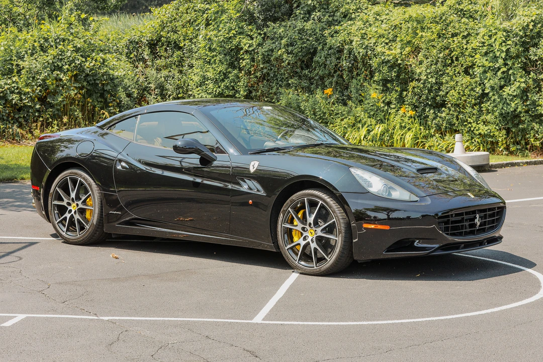 2011 Ferrari California - Image 3 of 31