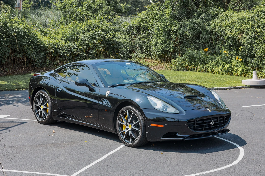 2011 Ferrari California - Image 5 of 31