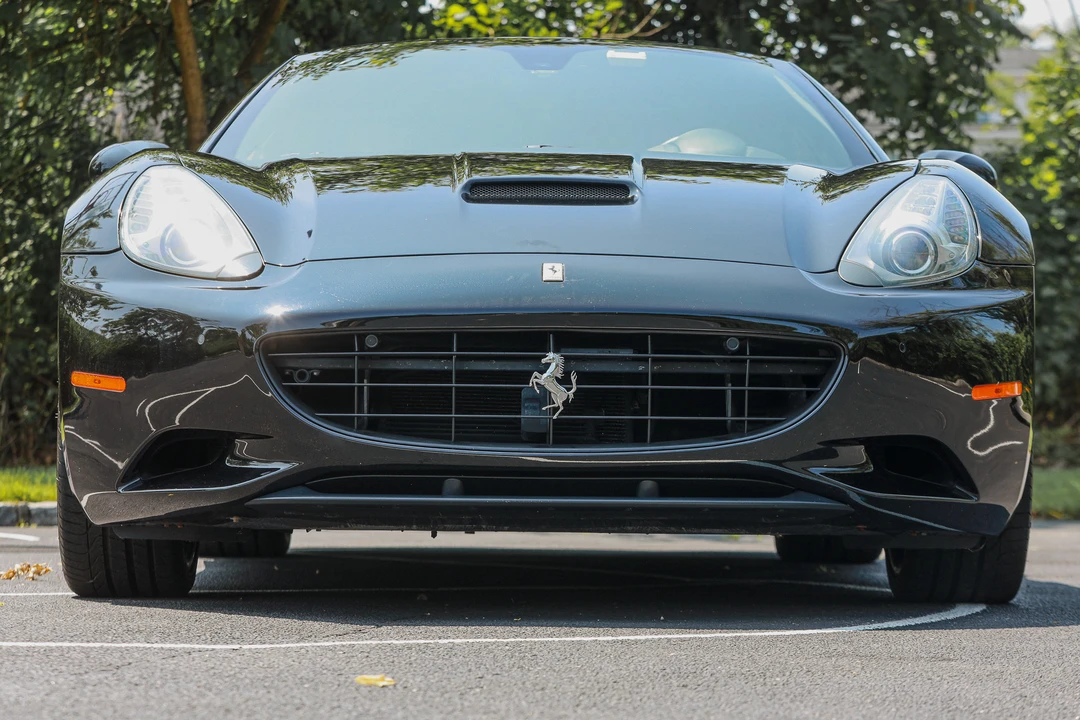 2011 Ferrari California - Image 10 of 31