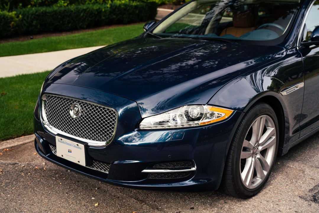 2011 Jaguar X351 XJ - Image 16 of 31