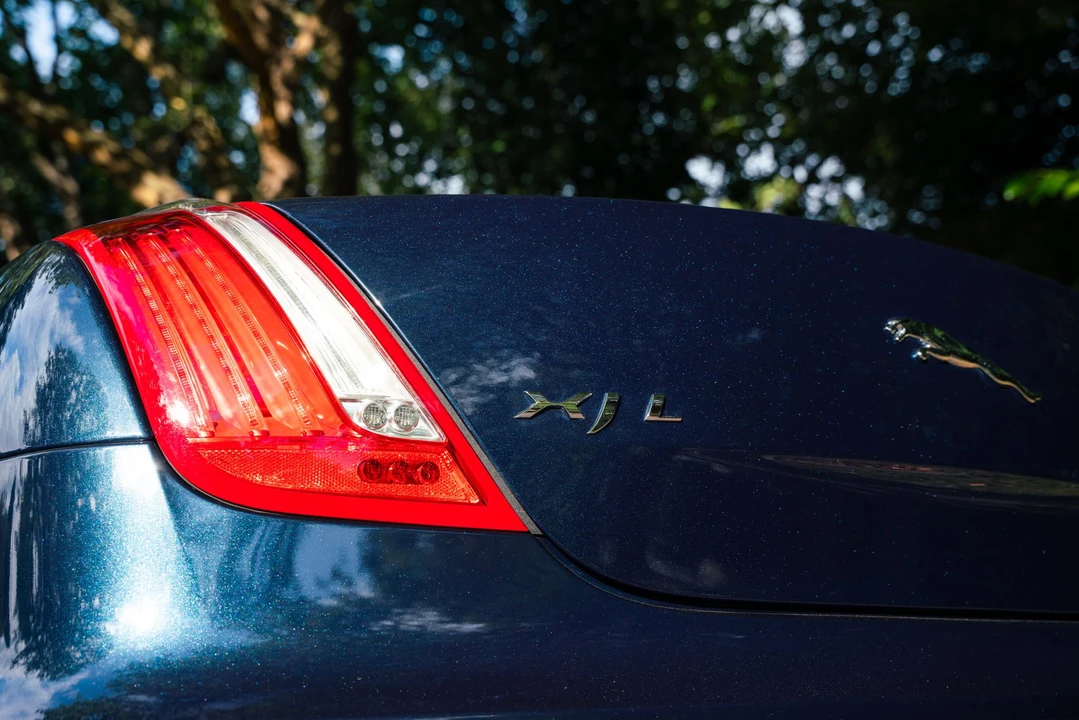 2011 Jaguar X351 XJ - Image 30 of 31