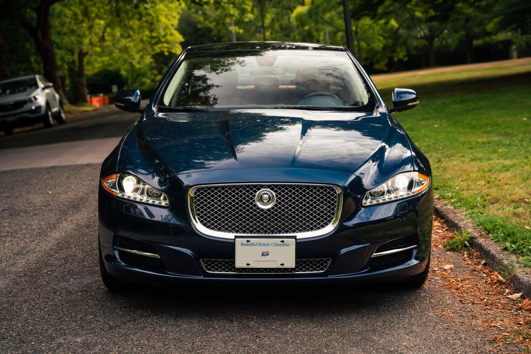 2011 Jaguar X351 XJ - Image 4 of 31