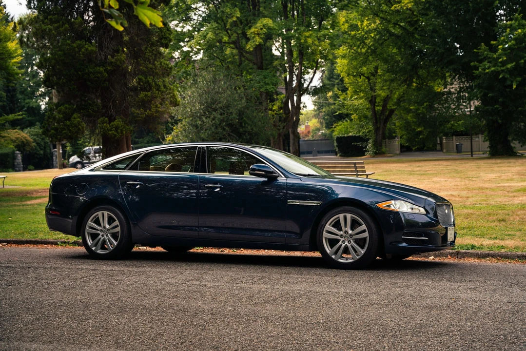 2011 Jaguar X351 XJ - Image 7 of 31