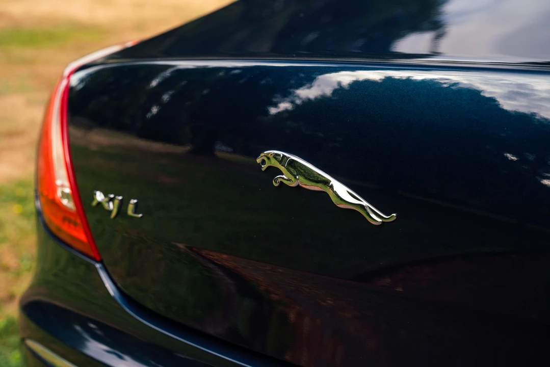 2011 Jaguar X351 XJ - Image 29 of 31