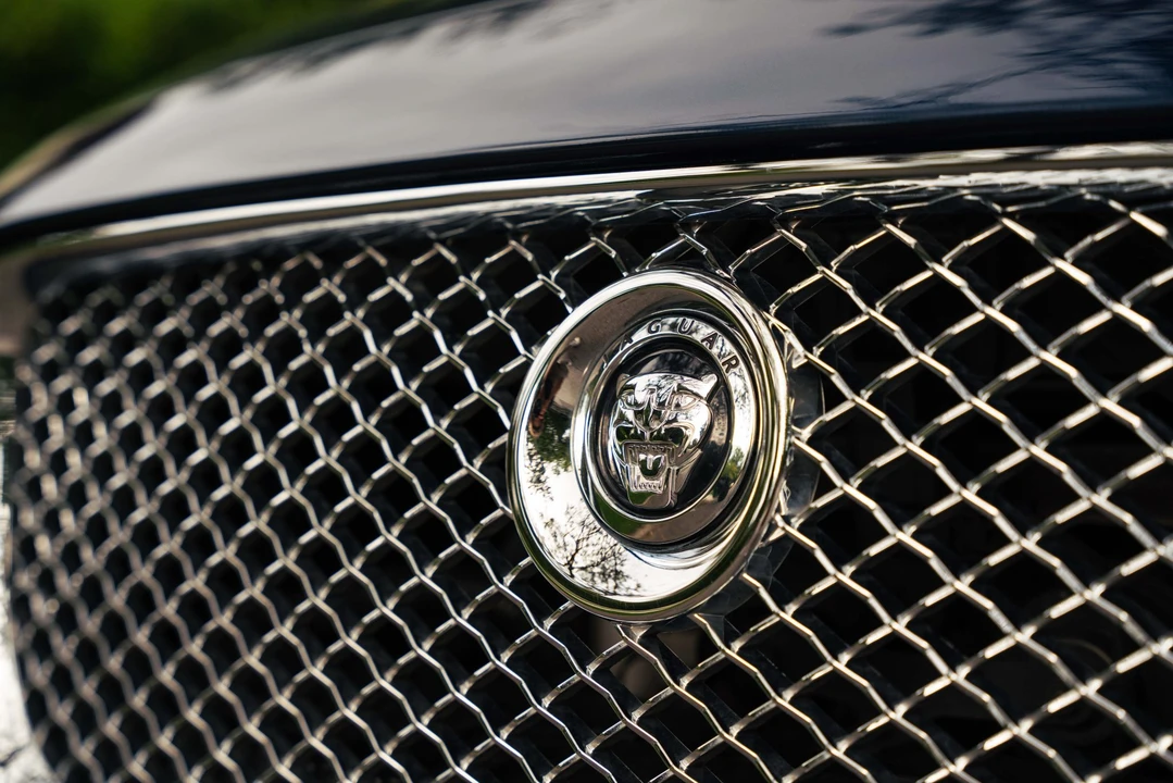 2011 Jaguar X351 XJ - Image 19 of 31