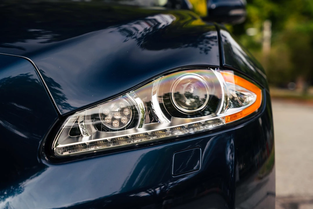 2011 Jaguar X351 XJ - Image 17 of 31