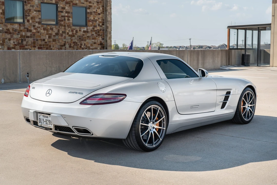 2011 Mercedes-Benz C197 SLS AMG - Image 14 of 31
