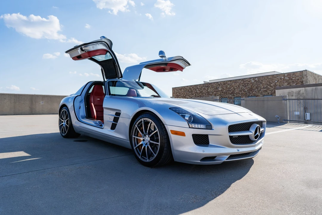 2011 Mercedes-Benz C197 SLS AMG - Image 24 of 31