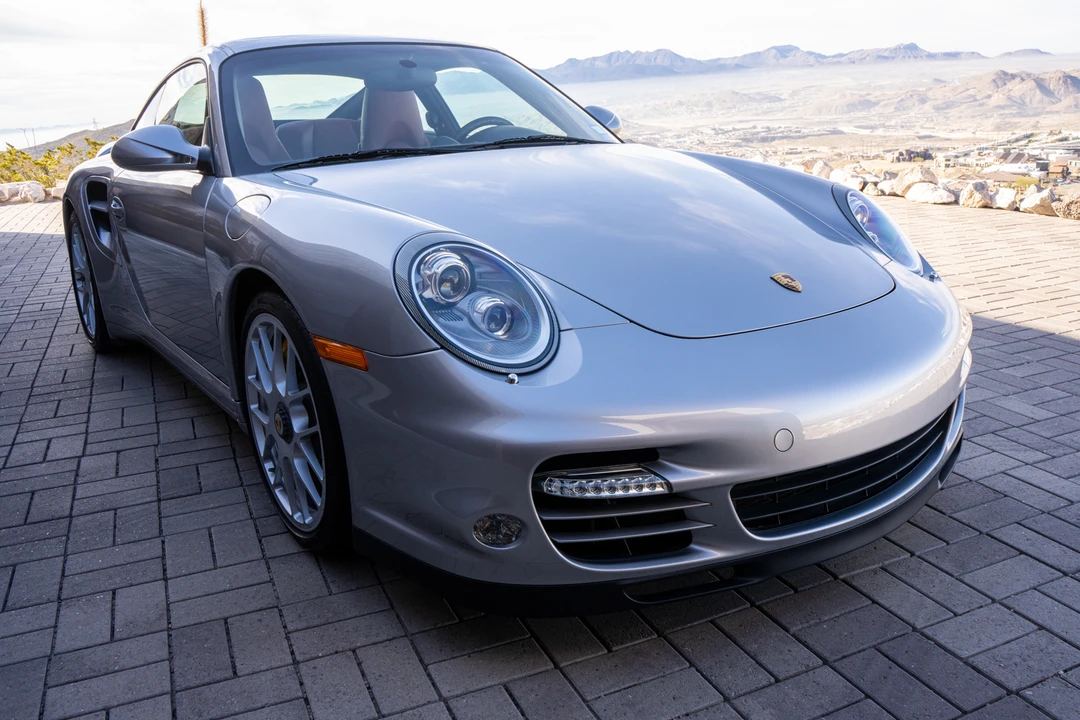 2011 Porsche 997 Turbo S - Image 17 of 31