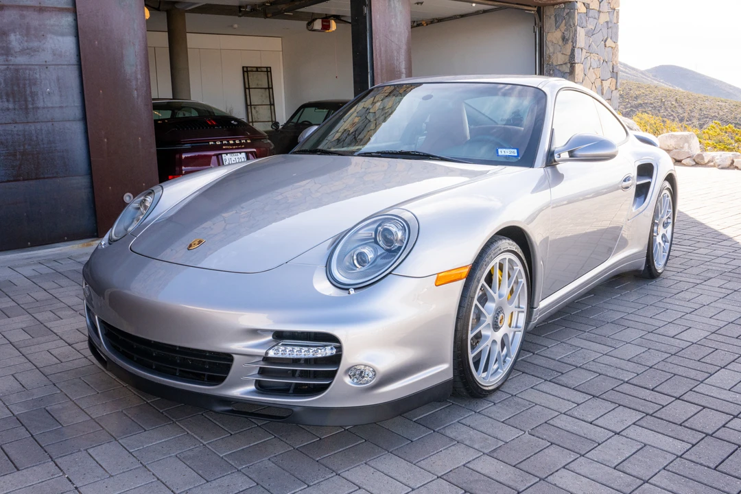 2011 Porsche 997 Turbo S - Image 22 of 31