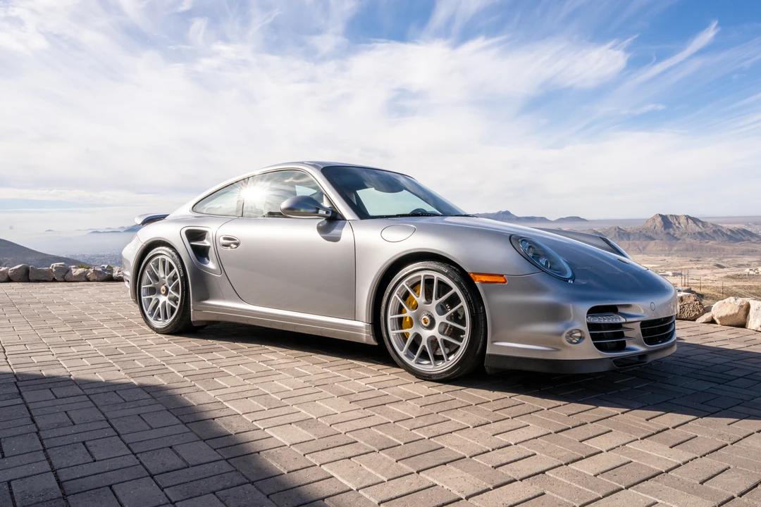2011 Porsche 997 Turbo S - Image 9 of 31