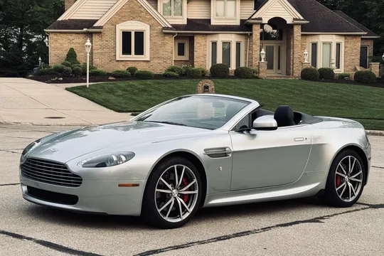 2012 Aston Martin V8 Vantage Roadster