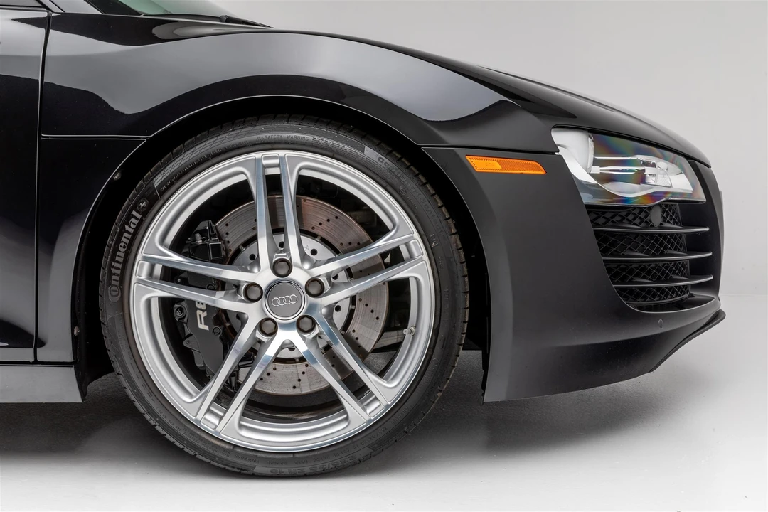 2012 Audi 42 R8 - Image 29 of 31