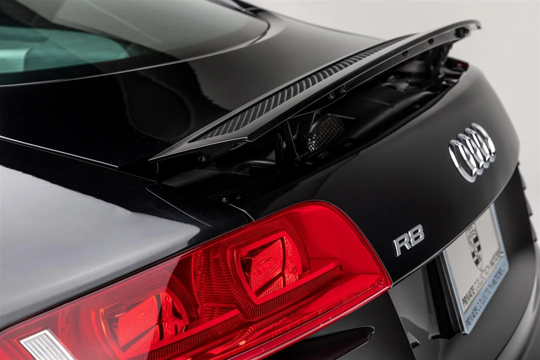 2012 Audi 42 R8 - Image 30 of 31