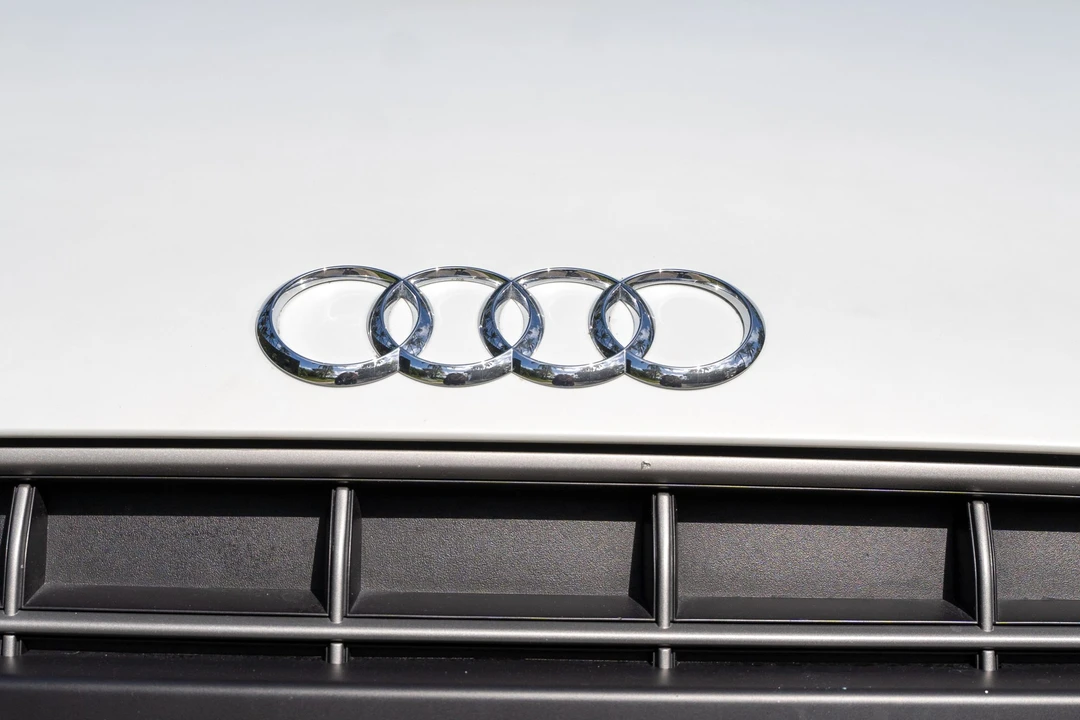 2012 Audi 42 R8 - Image 22 of 31