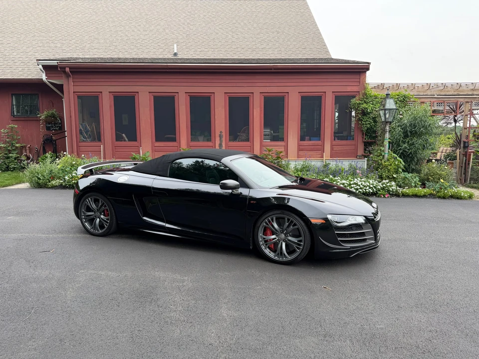 2012 Audi 42 R8 - Image 21 of 31